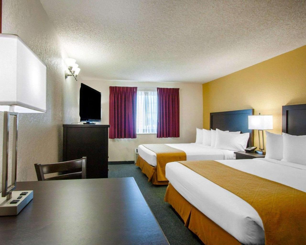 Quality Inn & Suites Springfield Exterior photo